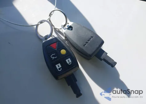 2007 Volvo S40 2.4I from USA, damaged, VIN YV1MS382772289874